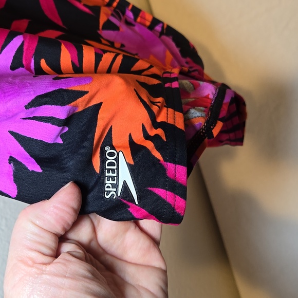 Speedo Hawaiian Print Swimsuit Size 14 - Picture 3 of 9